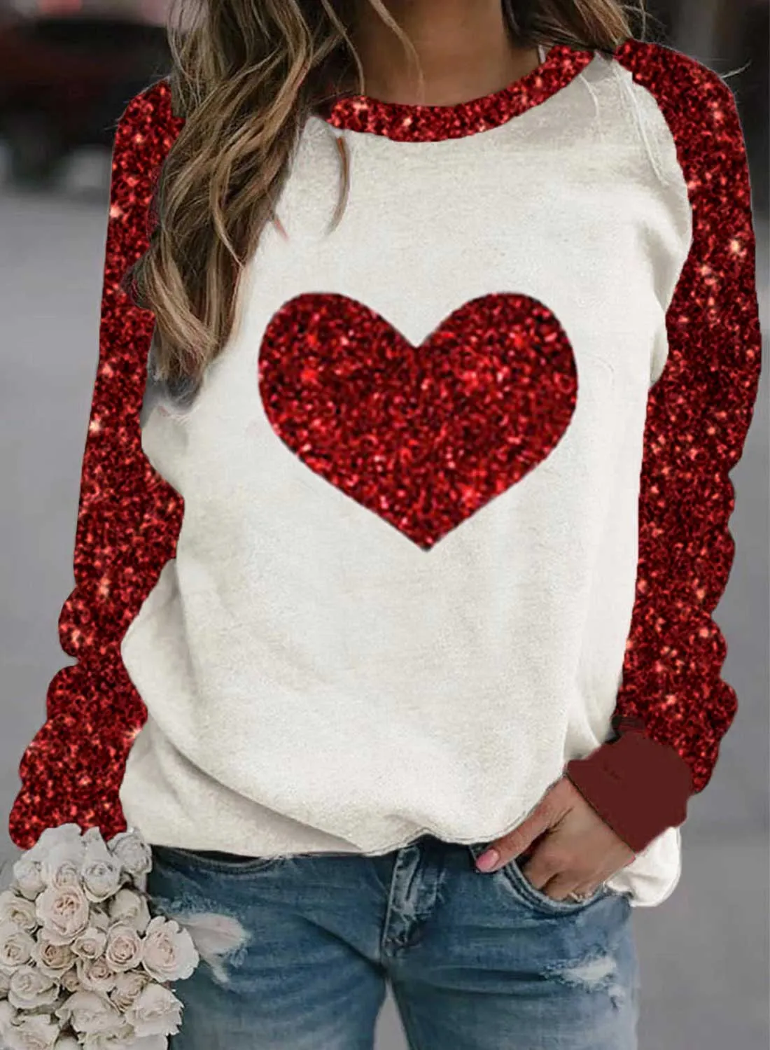 Women's Sweatshirts Round Neck Long Sleeve Color Block Sequin Heart-shaped Sweatshirts